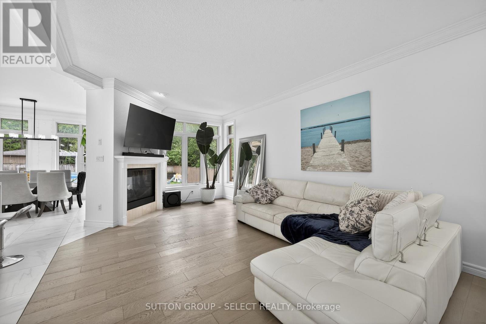 135 Plane Tree Drive Property Photo 19
