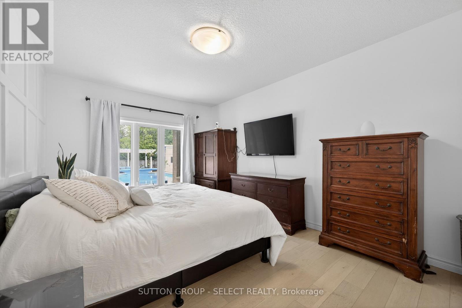 135 Plane Tree Drive Property Photo 25