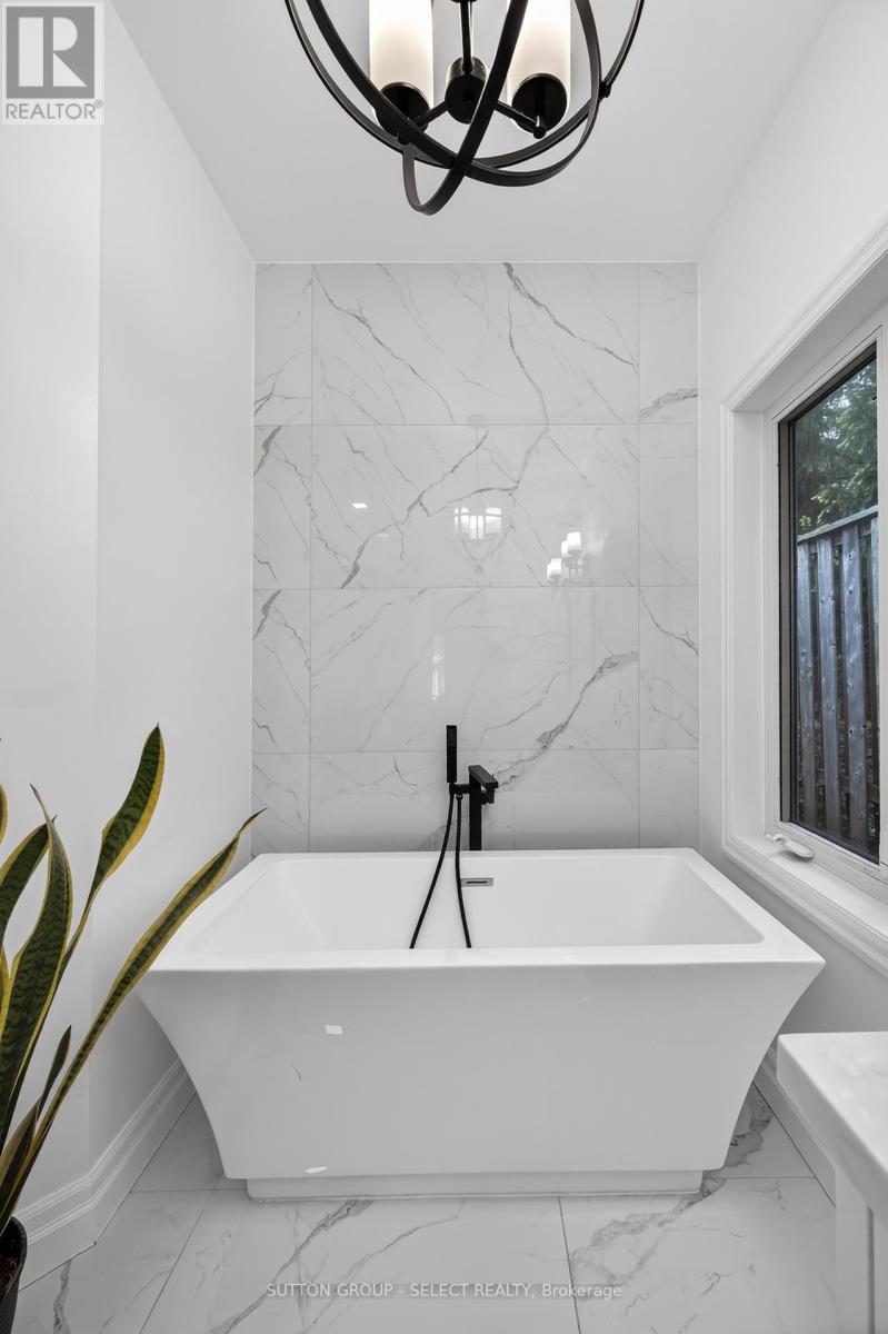 135 Plane Tree Drive Property Photo 27