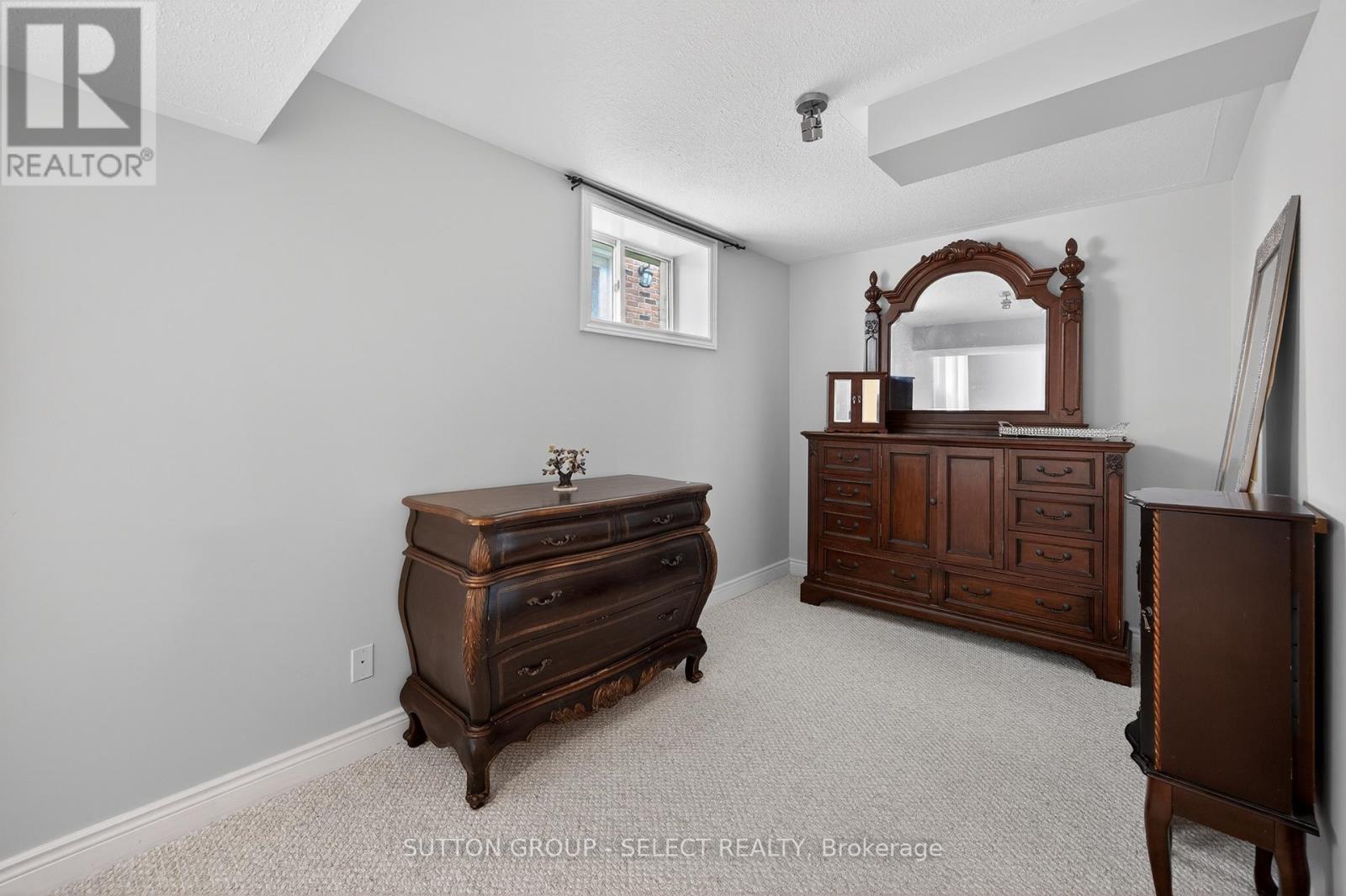 135 Plane Tree Drive Property Photo 34