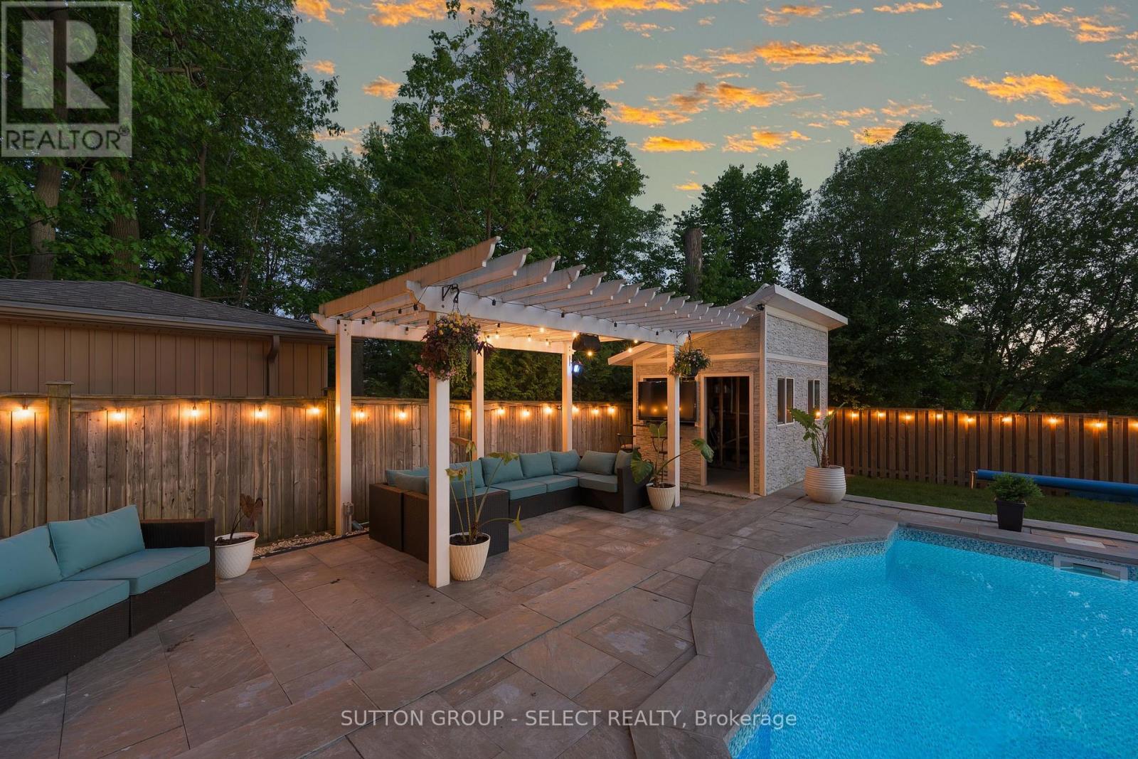 135 Plane Tree Drive Property Photo 45