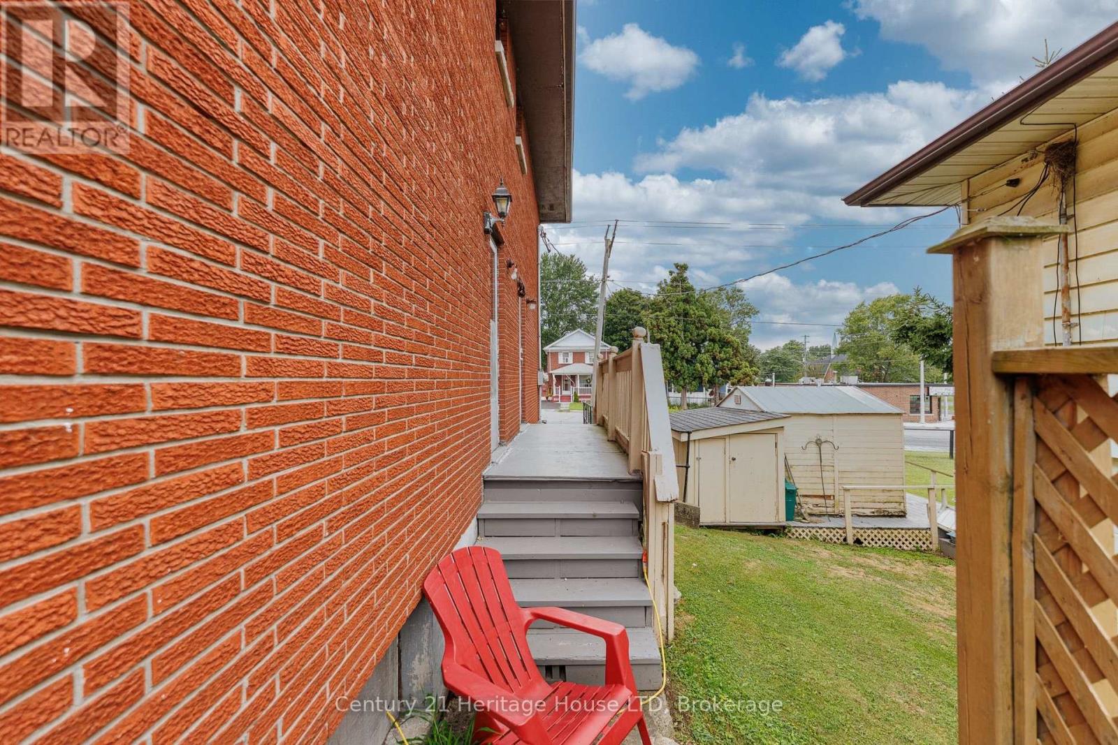 146 Central Avenue Property Photo 3