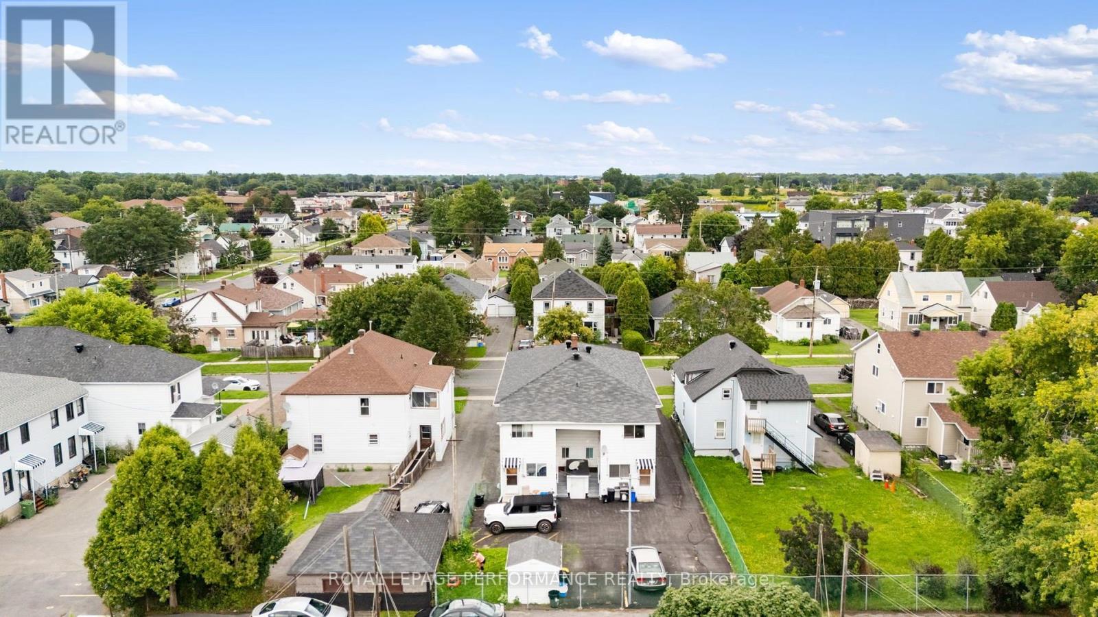 424 Guy Street Property Photo 11