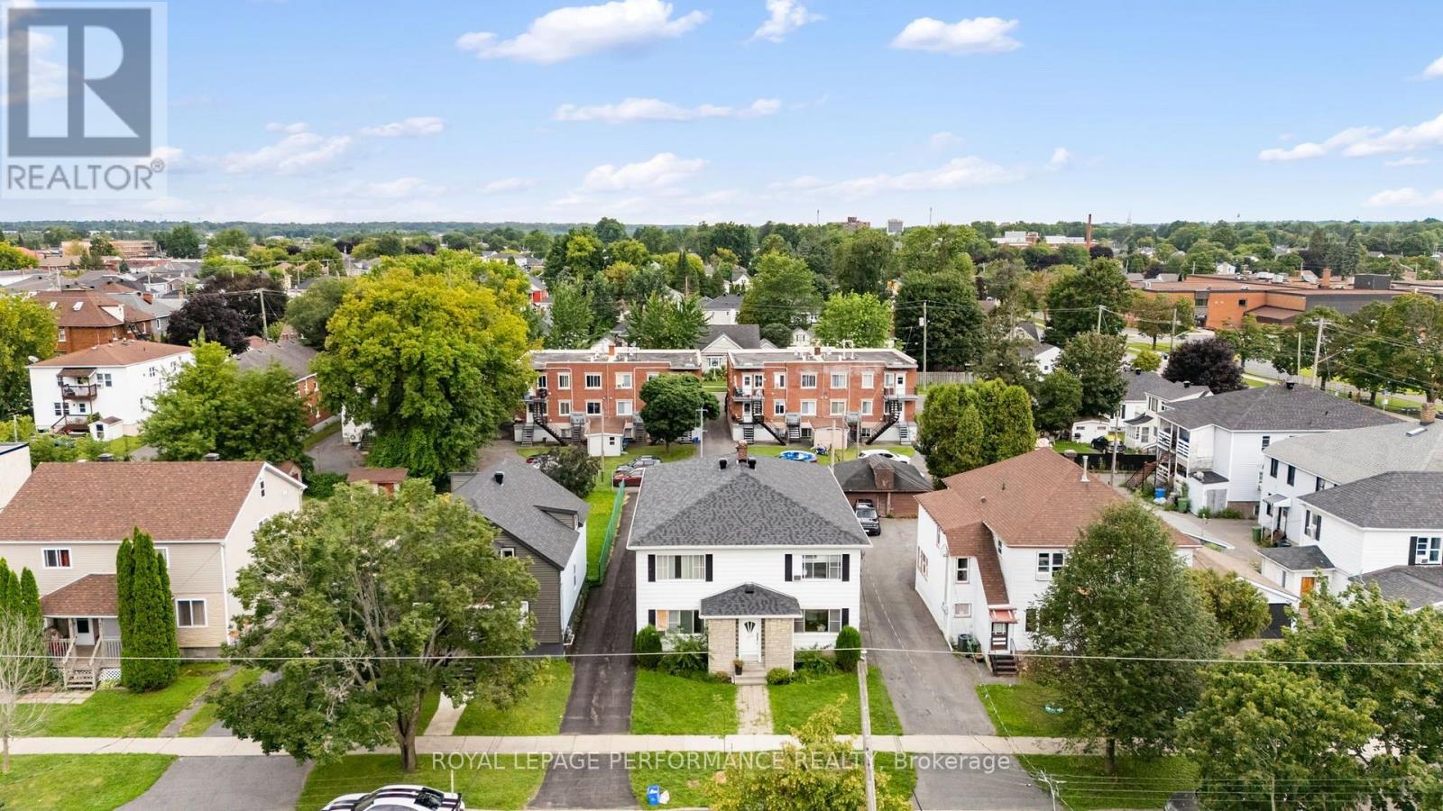 424 Guy Street Property Photo 16