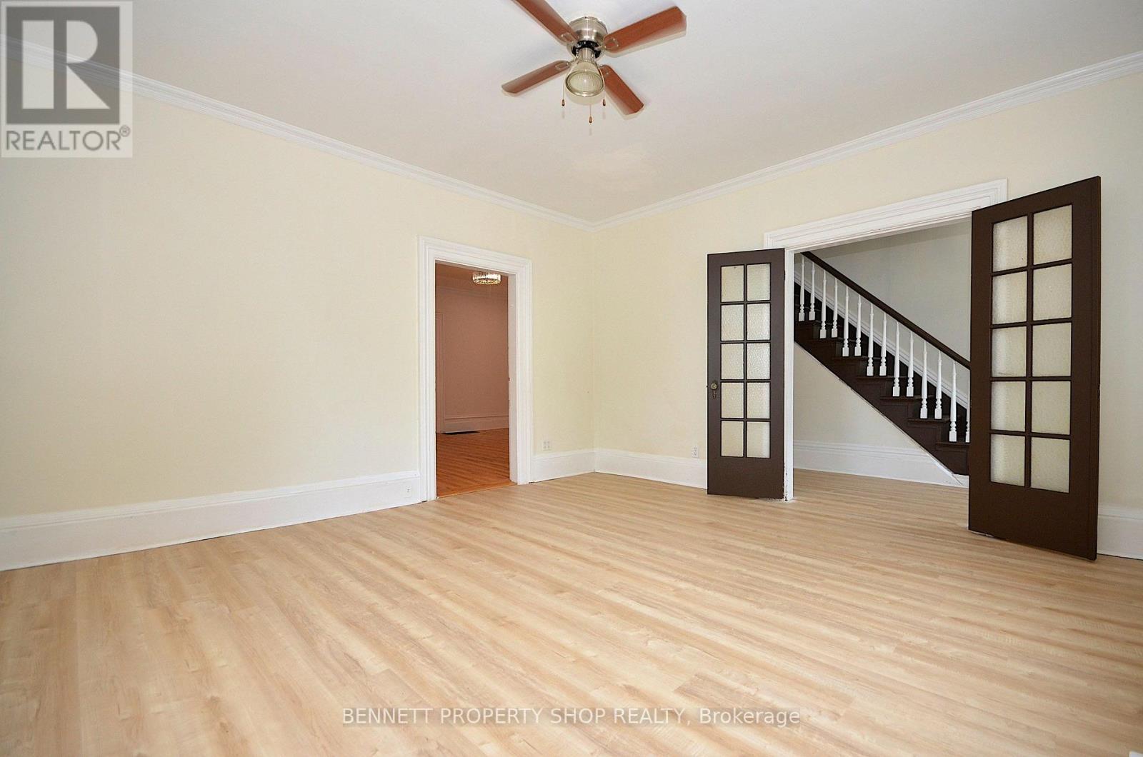 15 Daniel Street N Property Photo 3