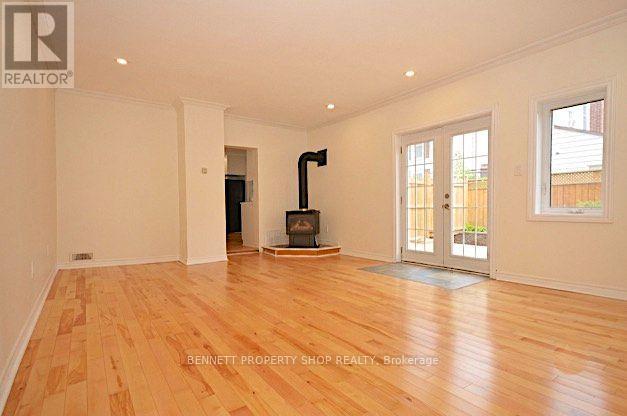 15 Daniel Street N Property Photo 15