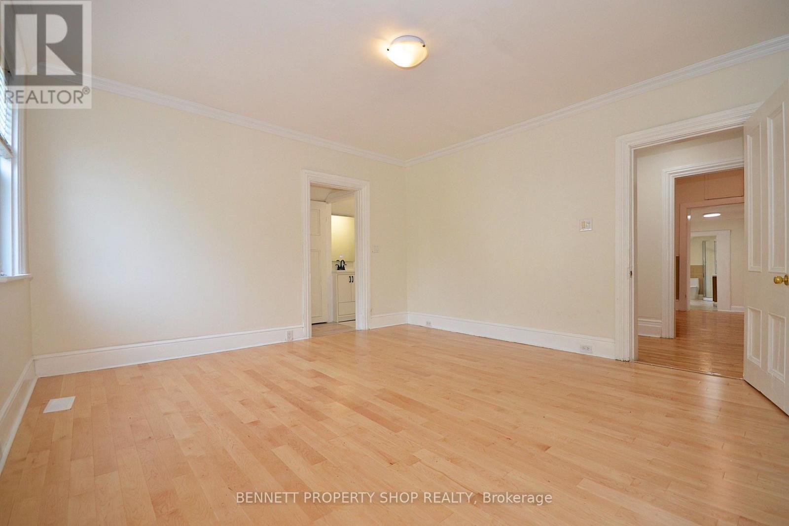 15 Daniel Street N Property Photo 22