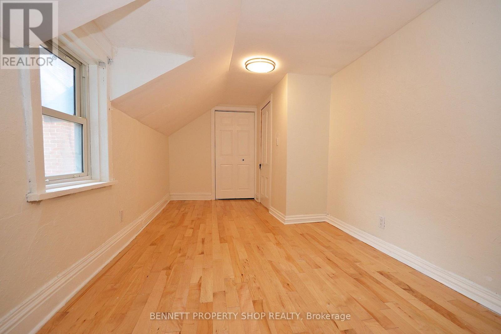 15 Daniel Street N Property Photo 27
