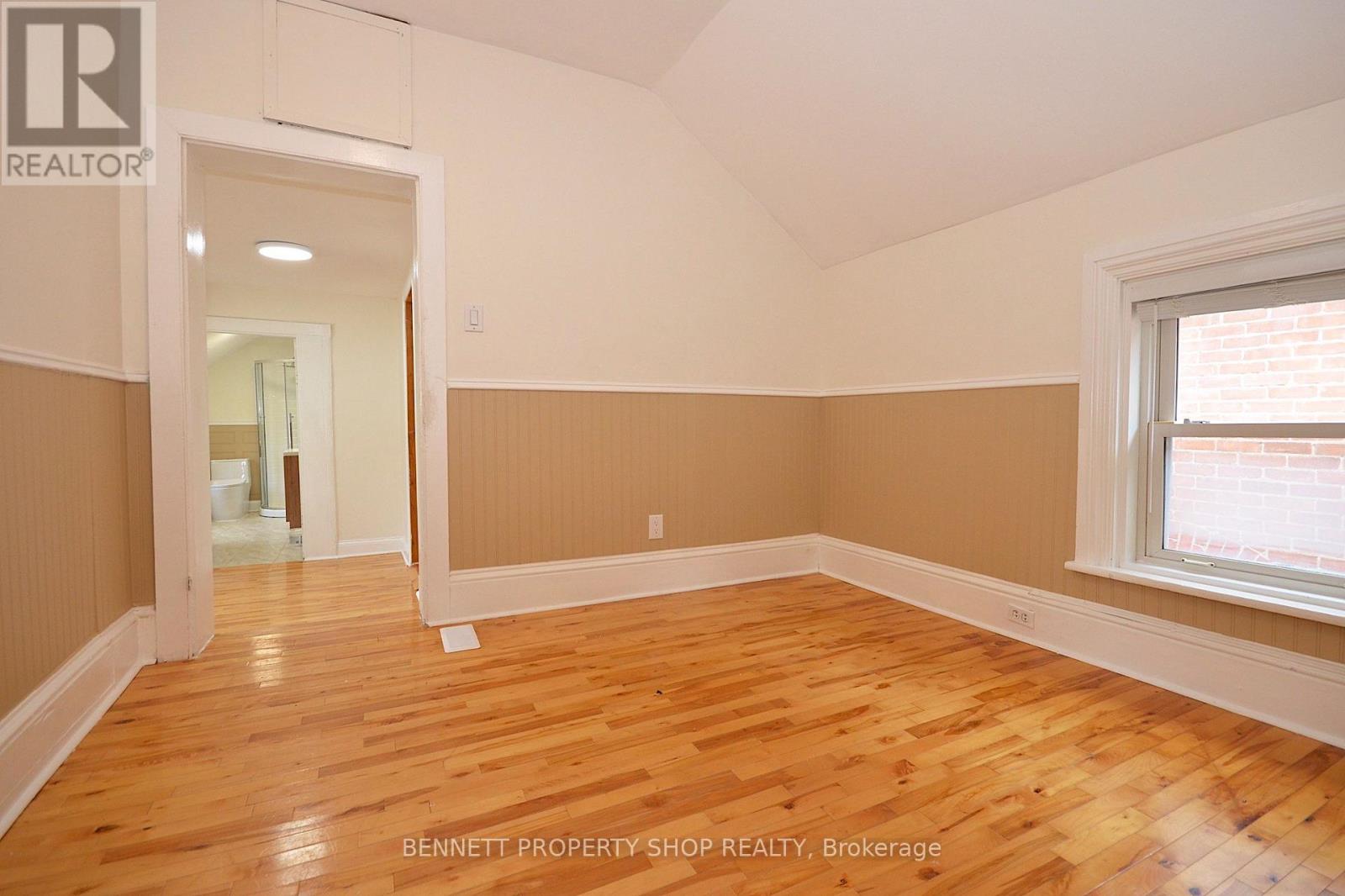 15 Daniel Street N Property Photo 31