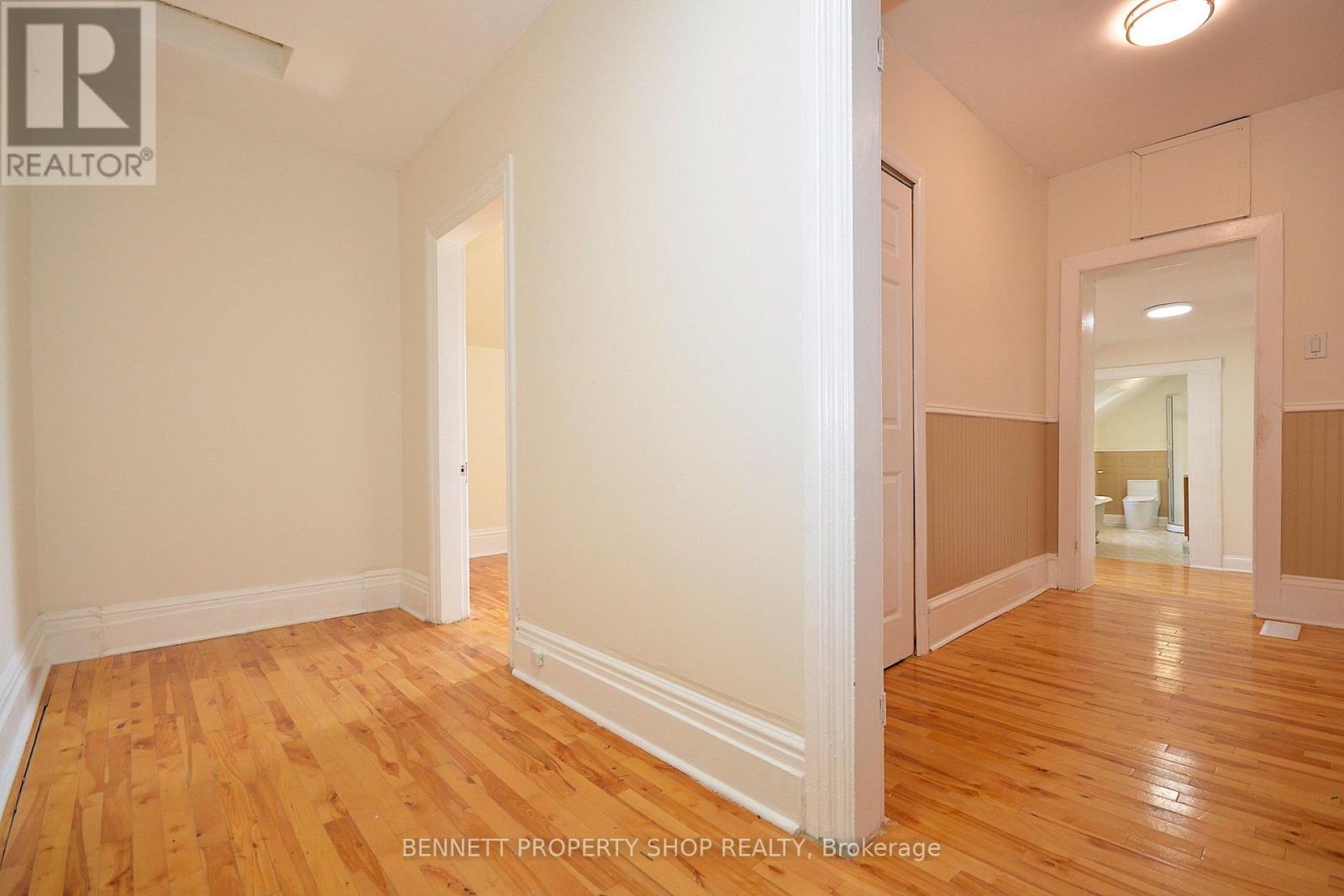 15 Daniel Street N Property Photo 33