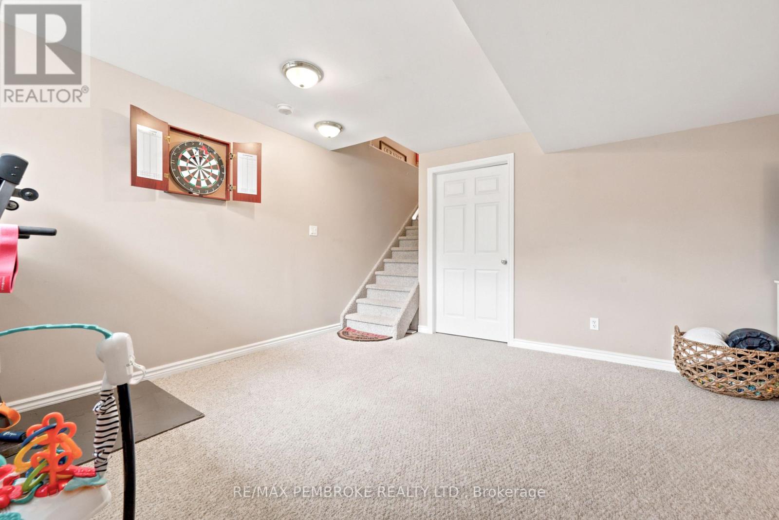 3003 Sandstone Crescent Property Photo 32