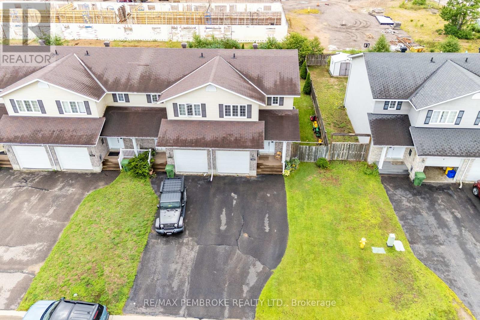 3003 Sandstone Crescent Property Photo 38