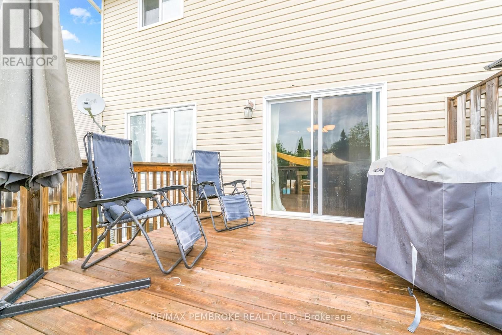 3003 Sandstone Crescent Property Photo 39