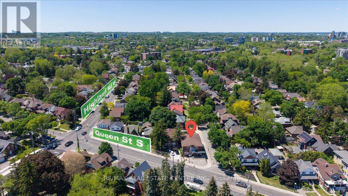 744 Queen Street S Property Photo 6