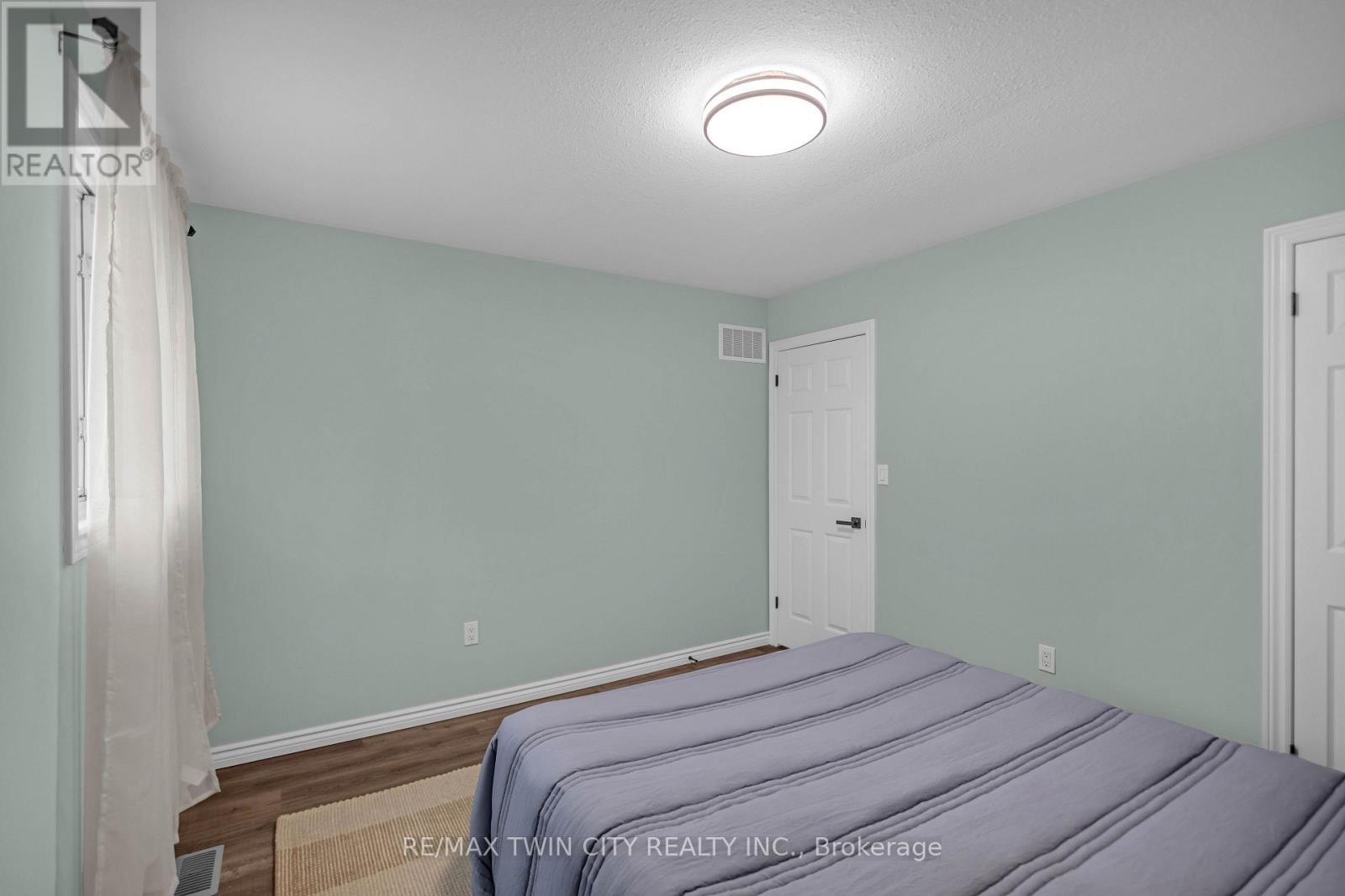 4 Dowden Avenue Property Photo 19