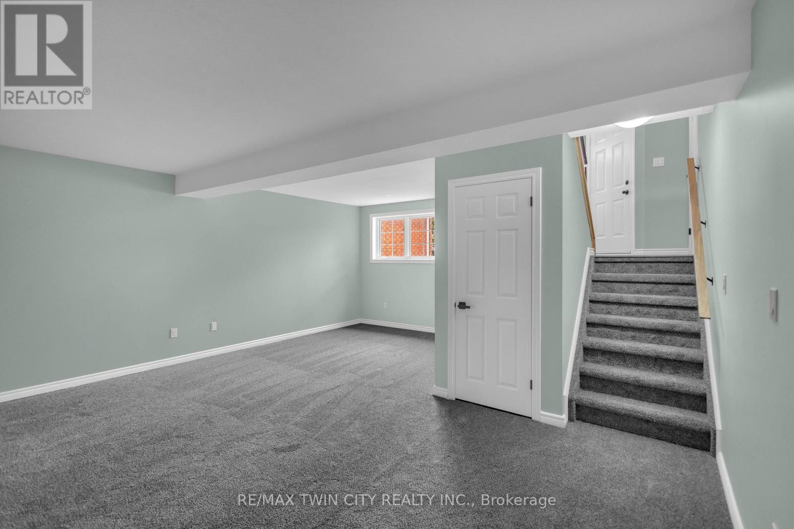 4 Dowden Avenue Property Photo 27