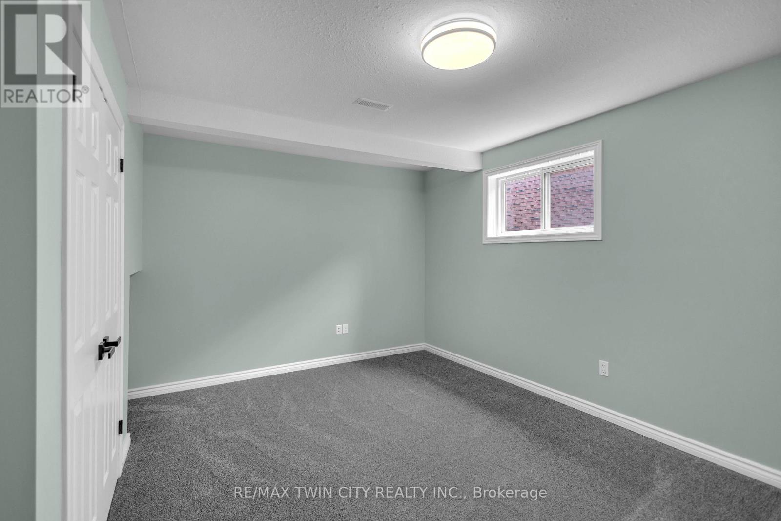 4 Dowden Avenue Property Photo 32