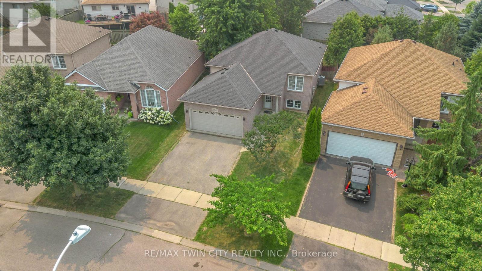 4 Dowden Avenue Property Photo 45