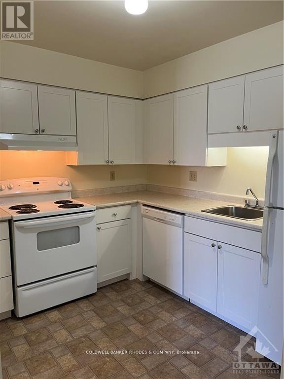 205 - 325 Centrum Boulevard Property Photo 3