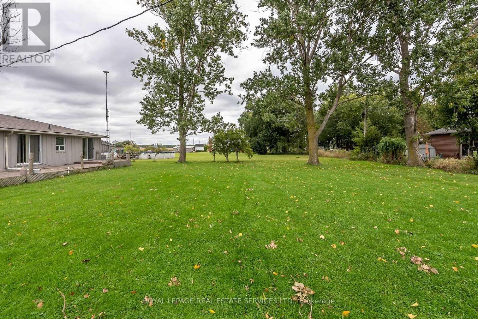 6 Upper Lake Property Photo 13