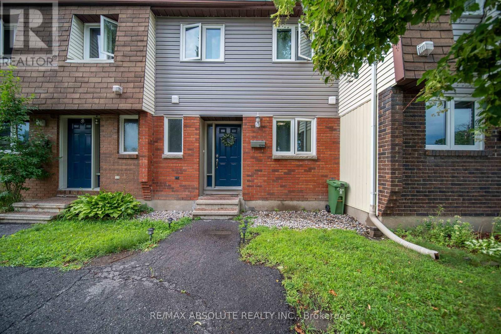 25 - 1299 CEDARCROFT CRESCENT Property Photo 1
