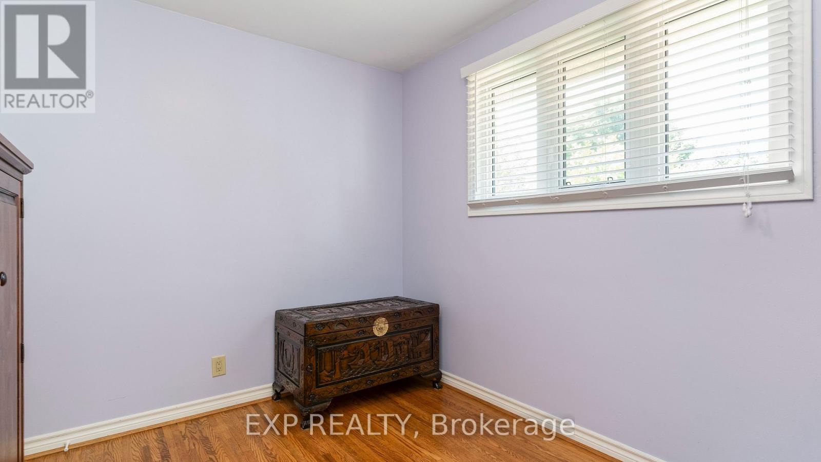 295 Tweedsmuir Avenue Property Photo 13