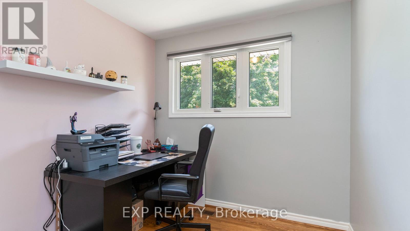 295 Tweedsmuir Avenue Property Photo 15