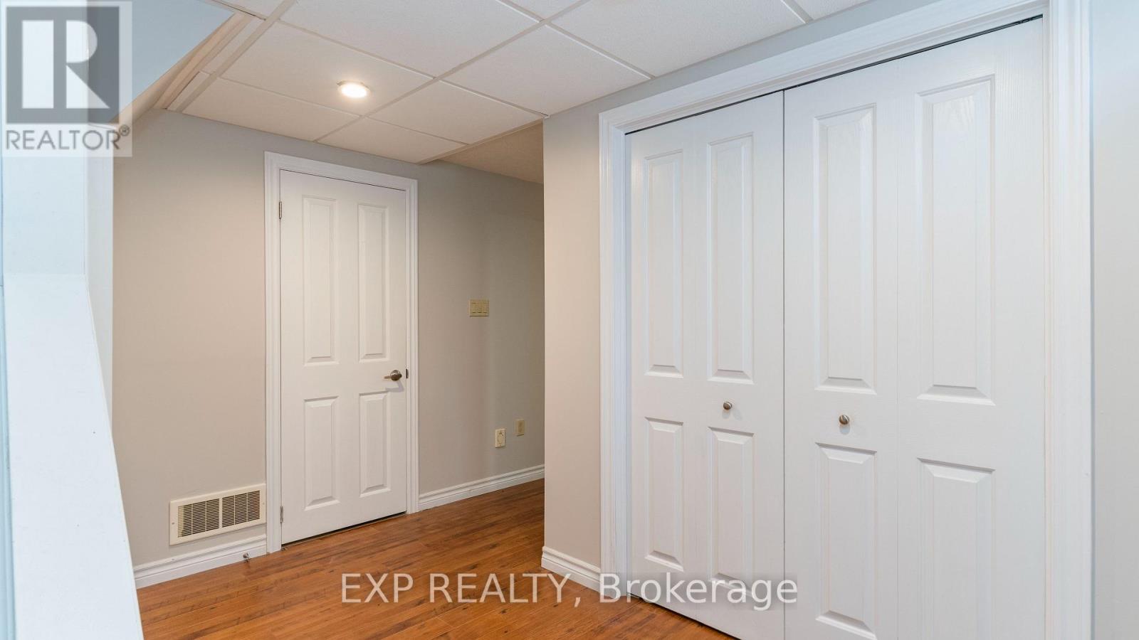 295 Tweedsmuir Avenue Property Photo 18