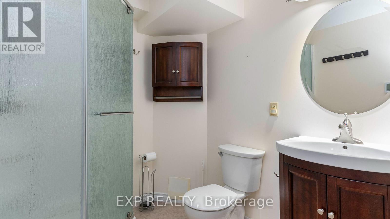 295 Tweedsmuir Avenue Property Photo 32