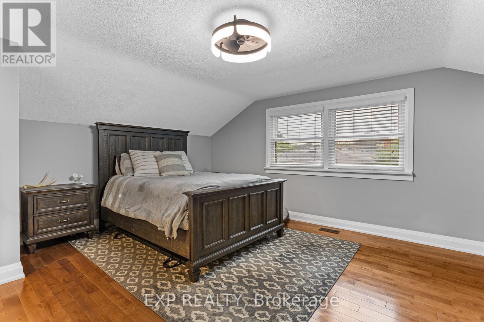 62 Randall Avenue Property Photo 17
