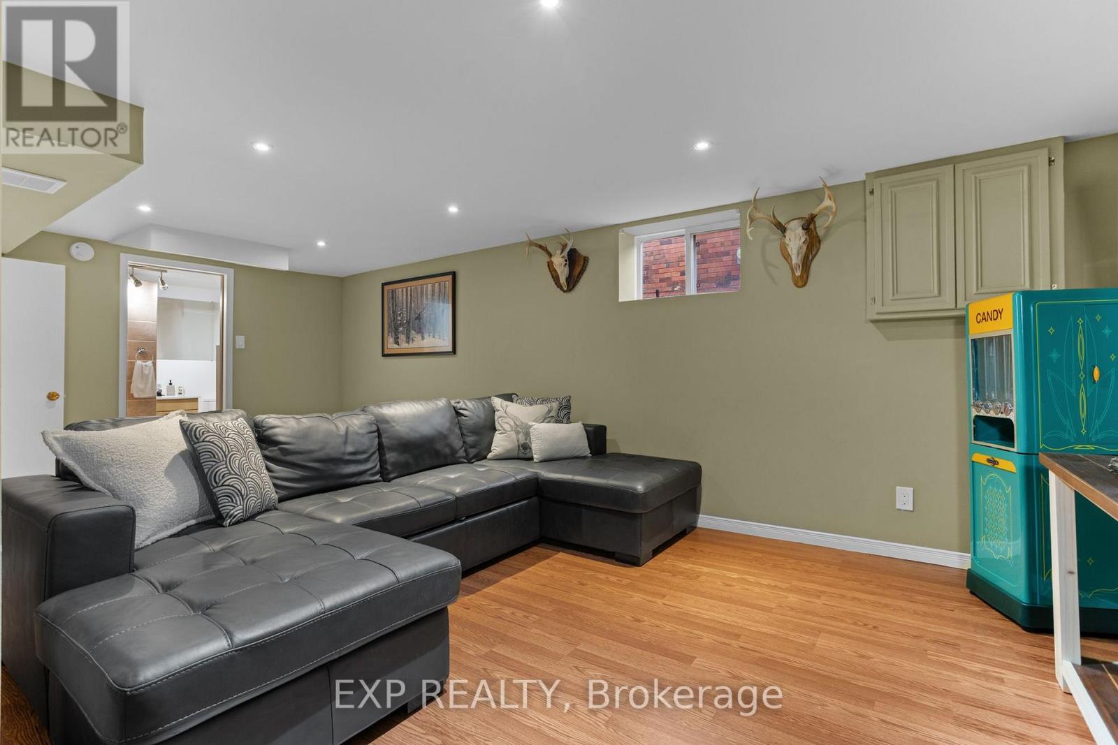 62 Randall Avenue Property Photo 20