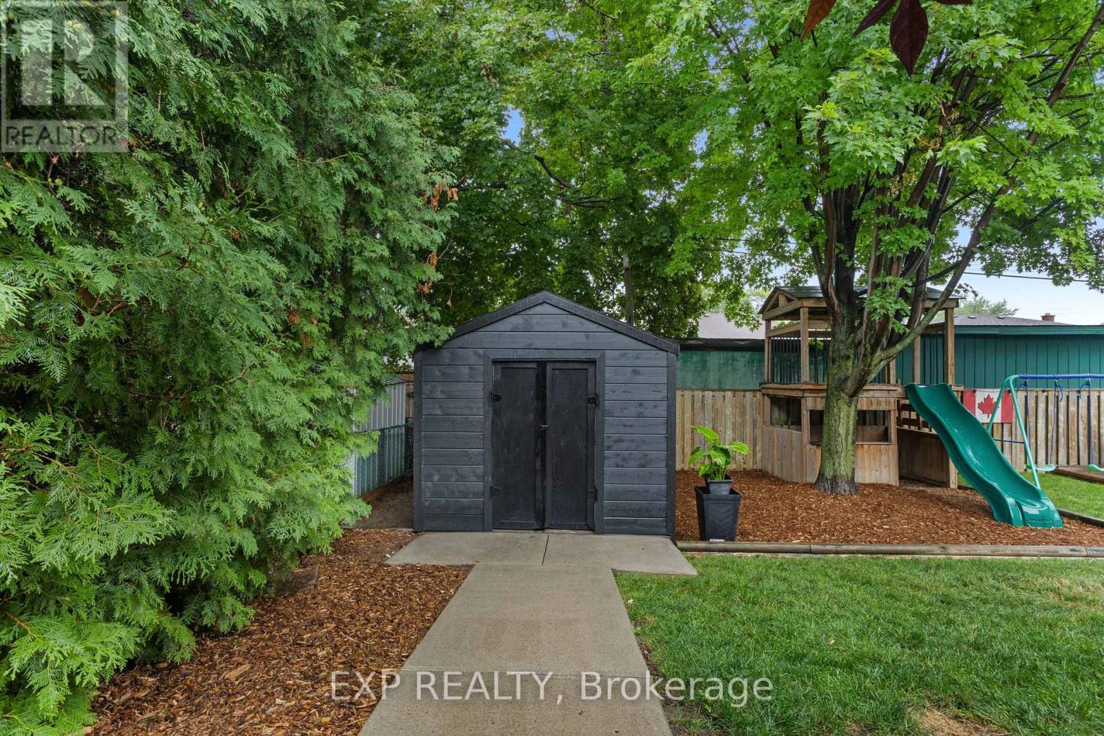 62 Randall Avenue Property Photo 26