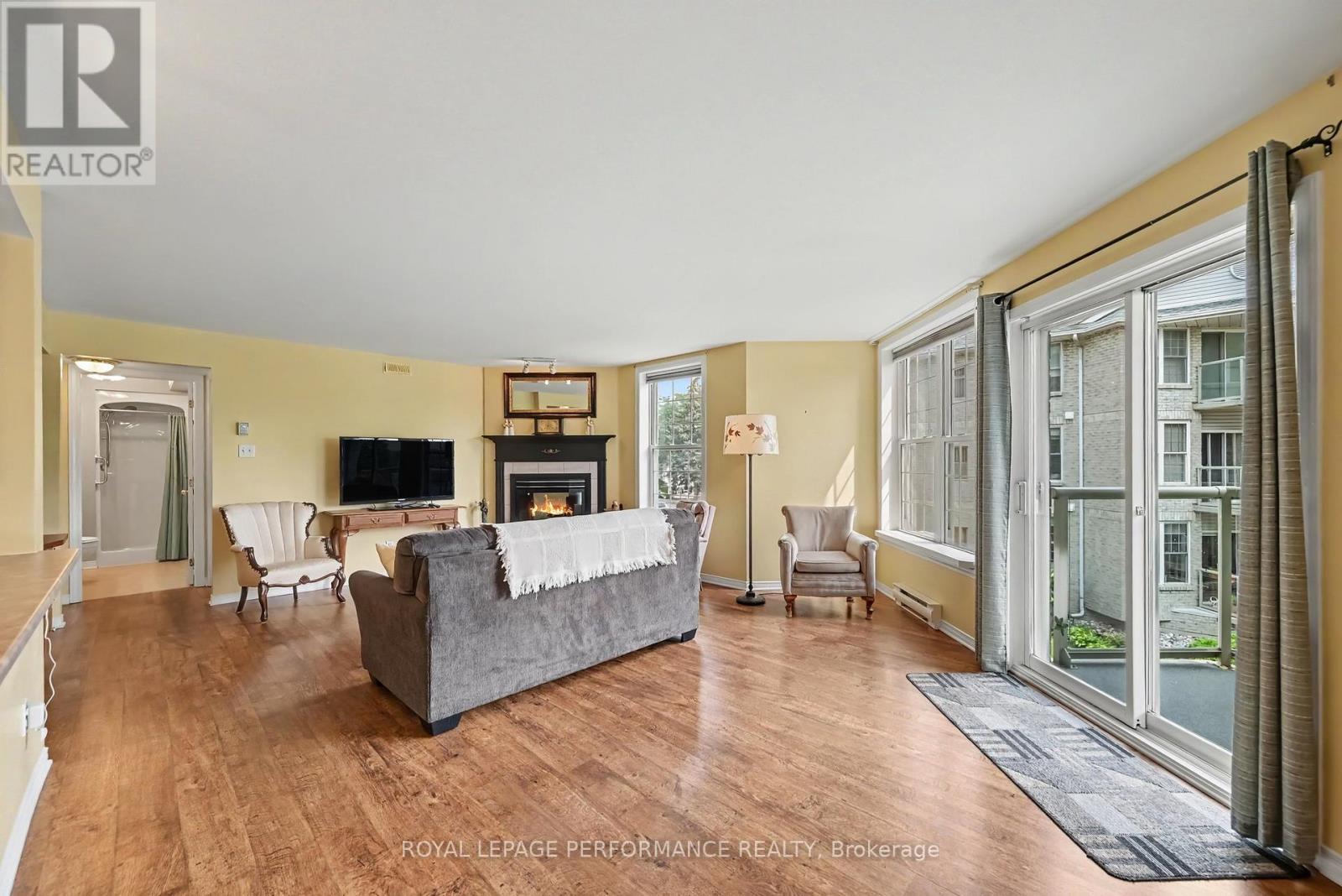 204 - 311 Water Street W Property Photo 7