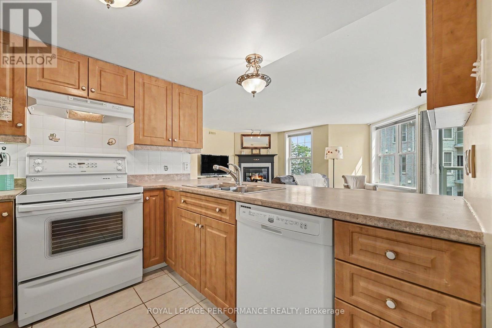 204 - 311 Water Street W Property Photo 14