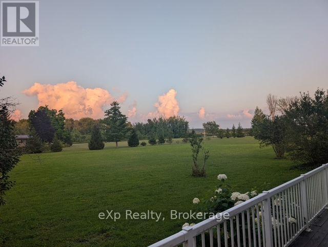 541031 14 Concession N Property Photo 2