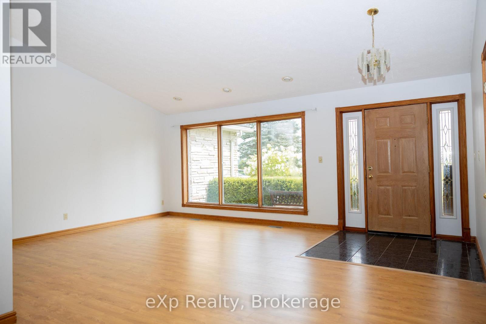 541031 14 Concession N Property Photo 4
