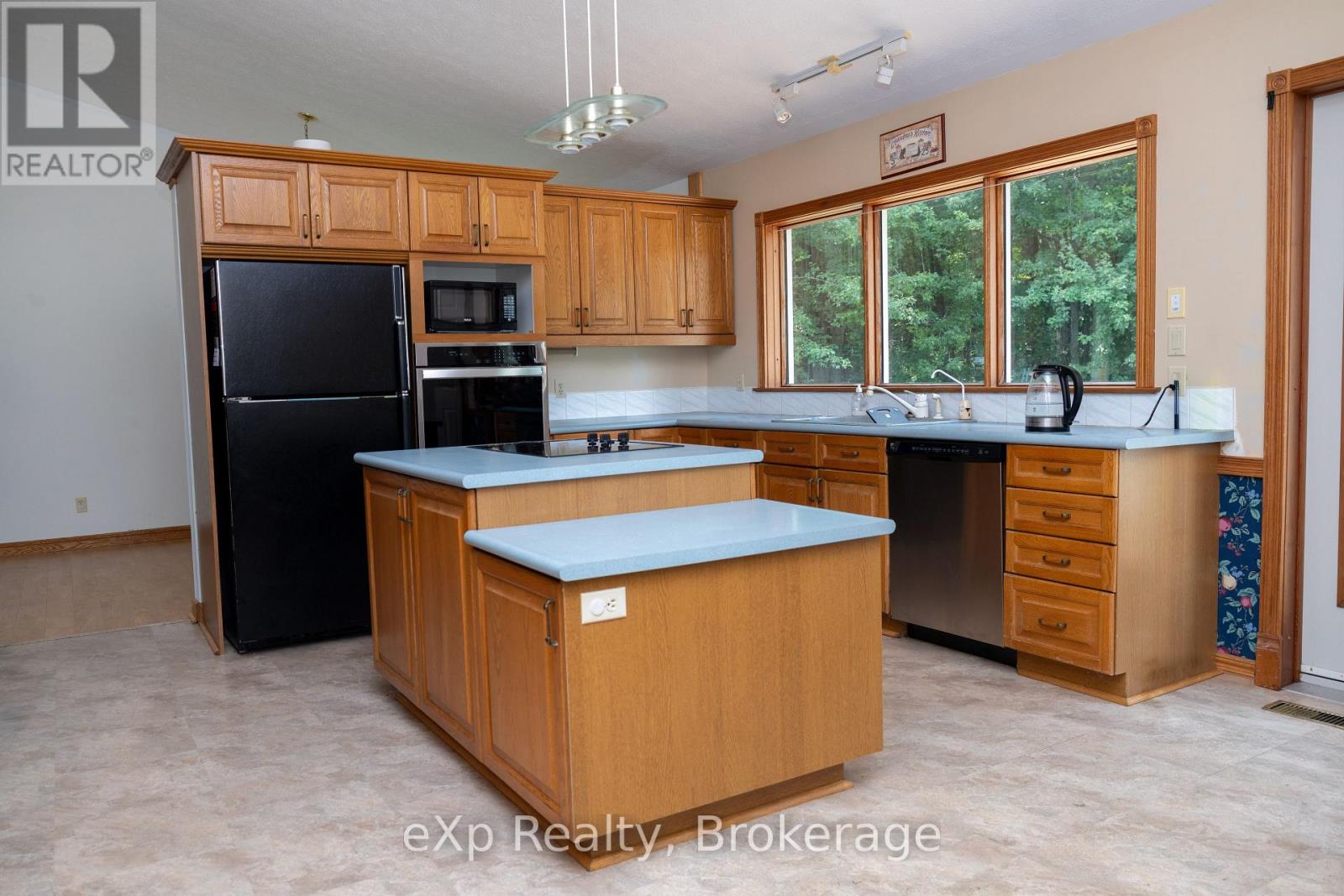 541031 14 Concession N Property Photo 7