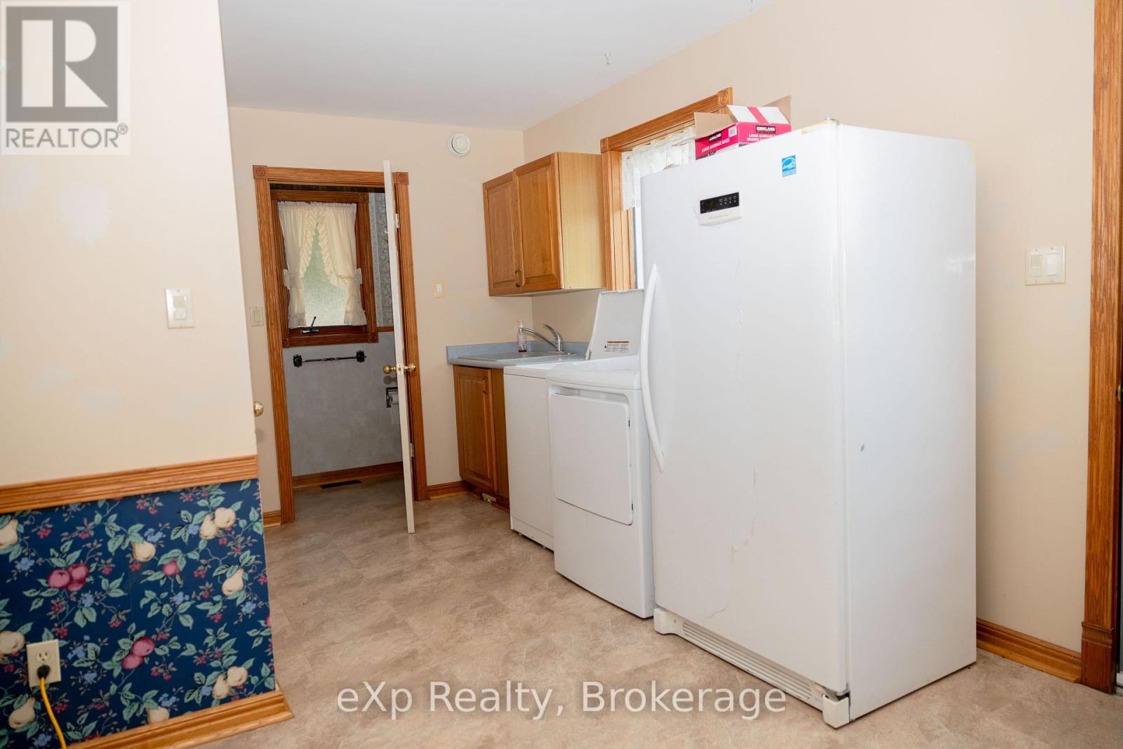 541031 14 Concession N Property Photo 11