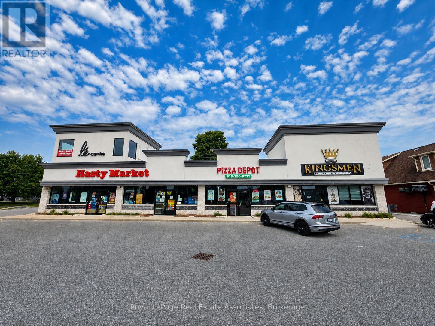 1/2 - 801 DUNDAS STREET Property Photo 1
