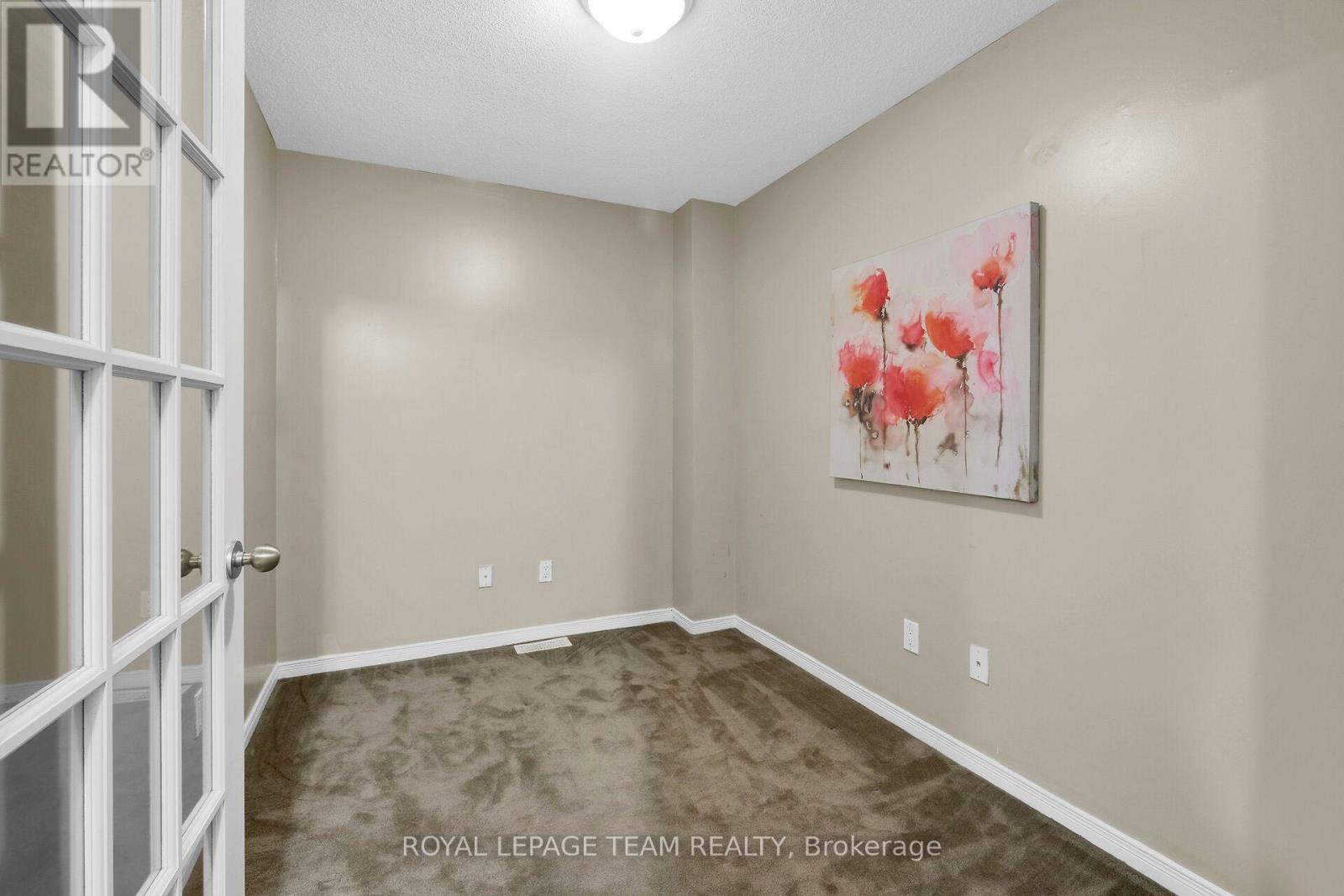 137 Corinth Private Property Photo 5