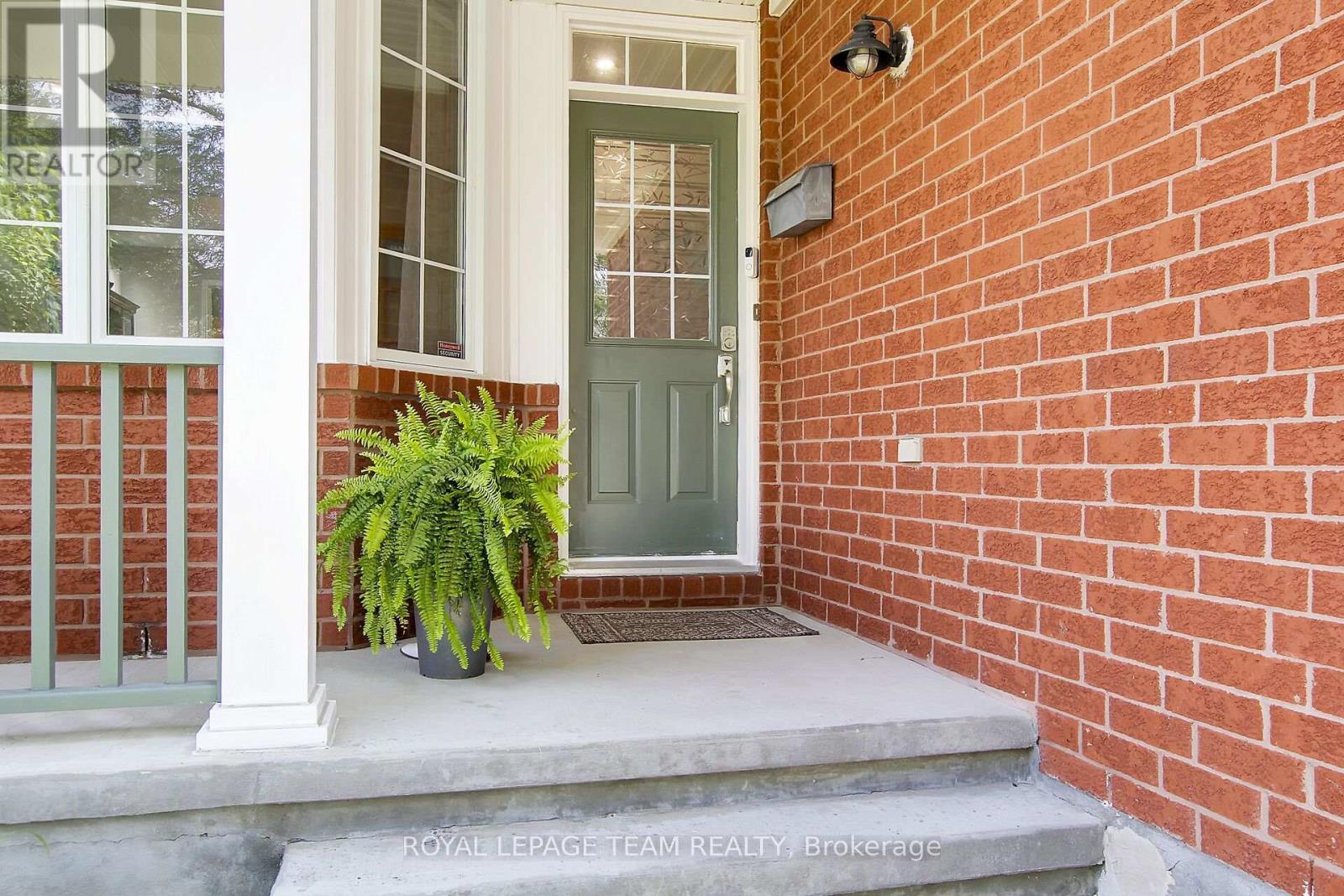 12 Mattawa Crescent Property Photo 7