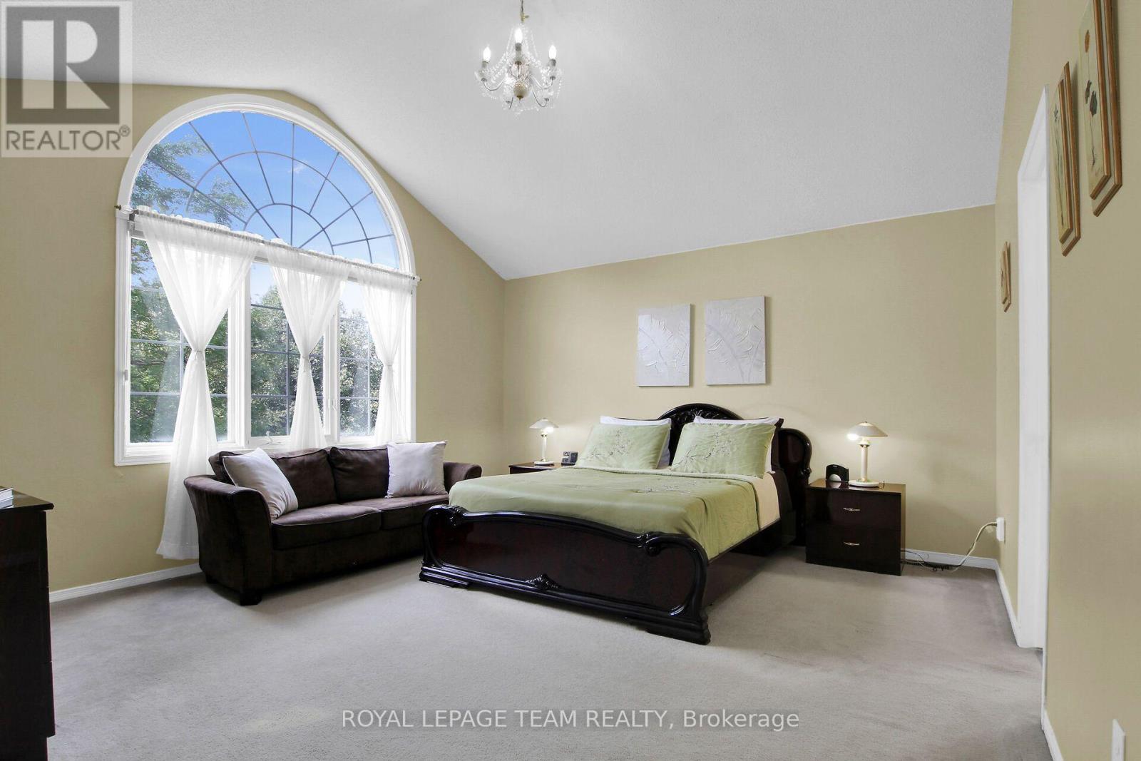 12 Mattawa Crescent Property Photo 29