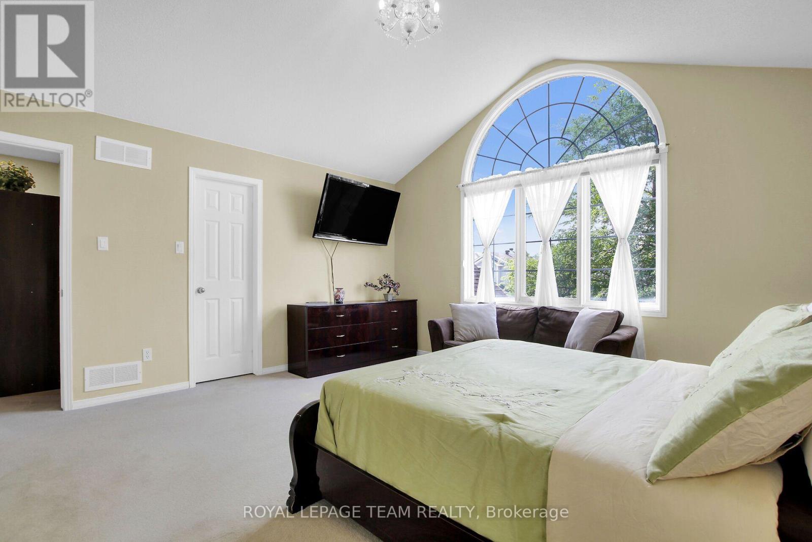 12 Mattawa Crescent Property Photo 30