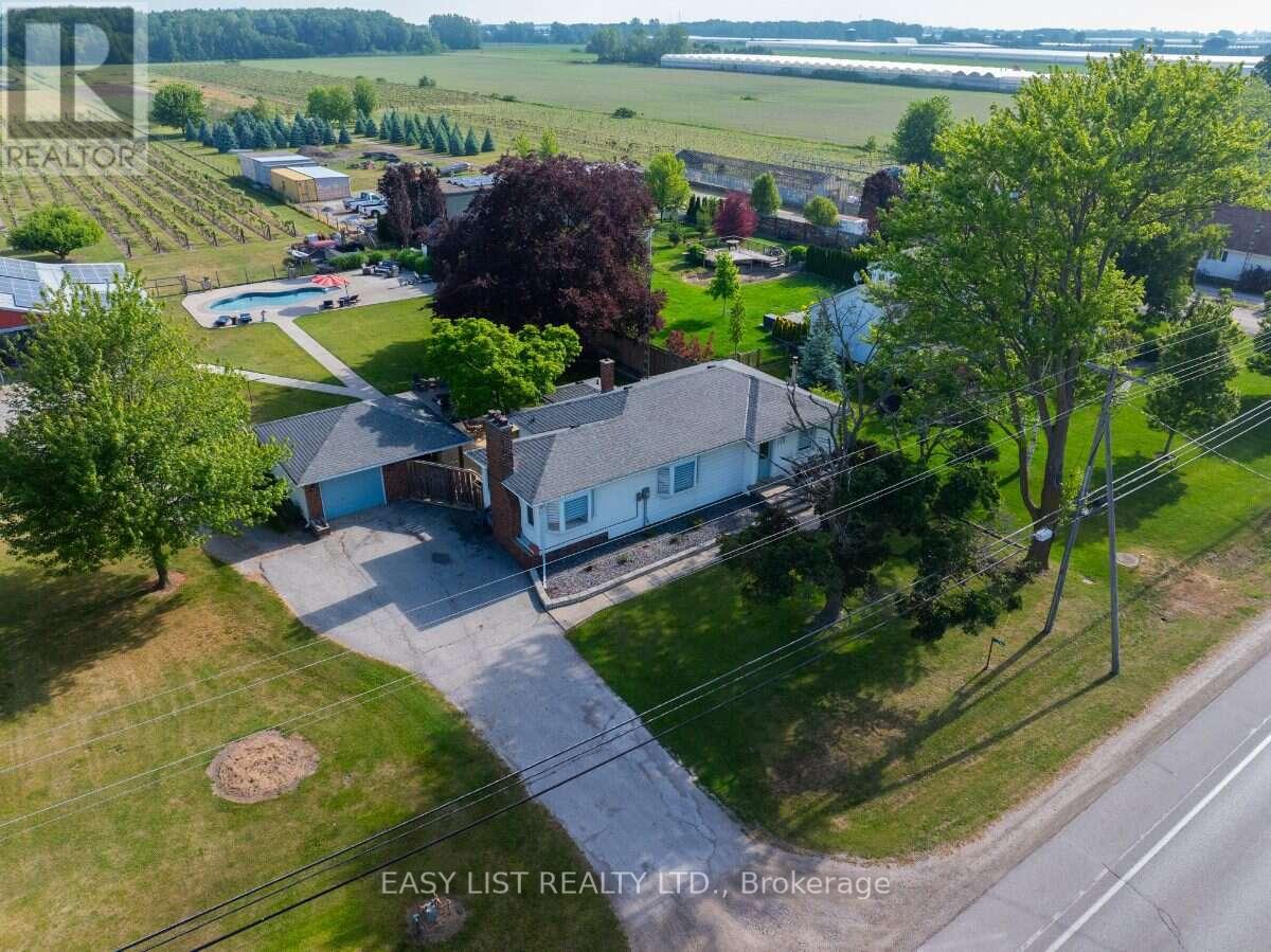 710 Seacliff Drive Property Photo 1