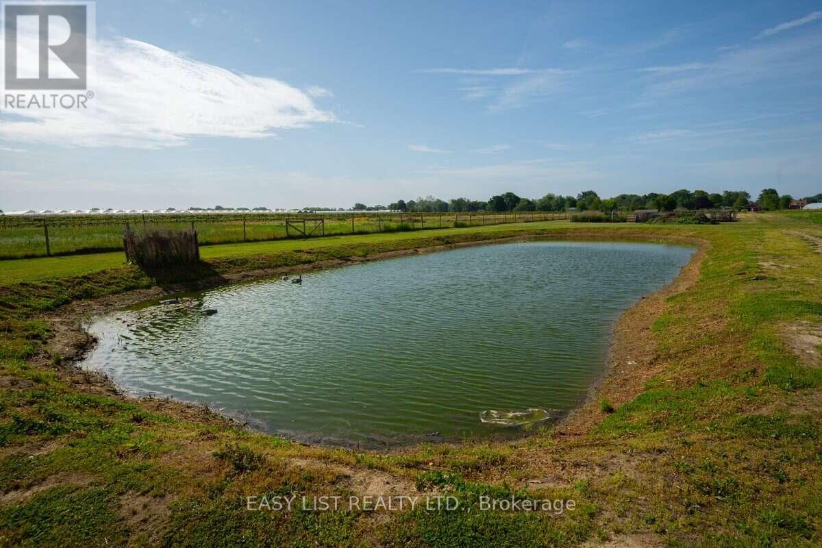 710 Seacliff Drive Property Photo 16