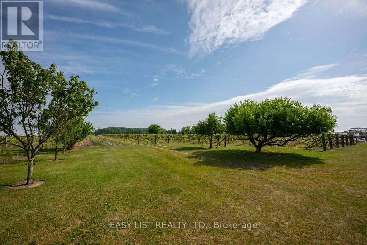 710 Seacliff Drive Property Photo 18