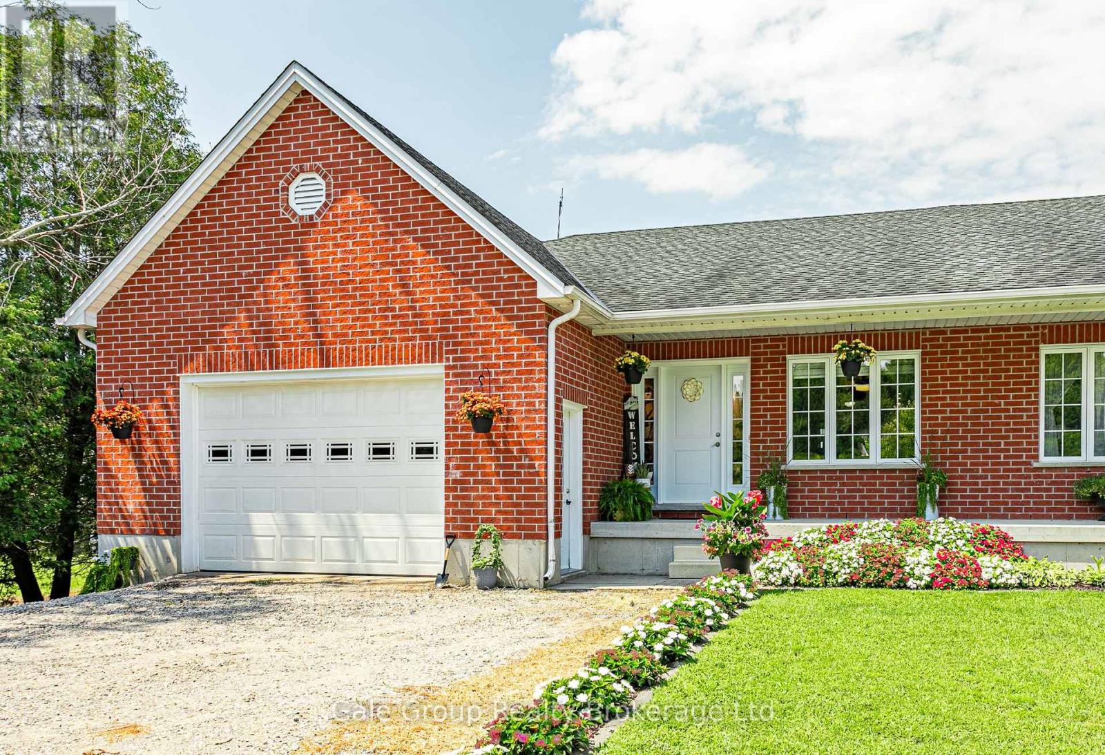 6657 Plank Road Property Photo 1