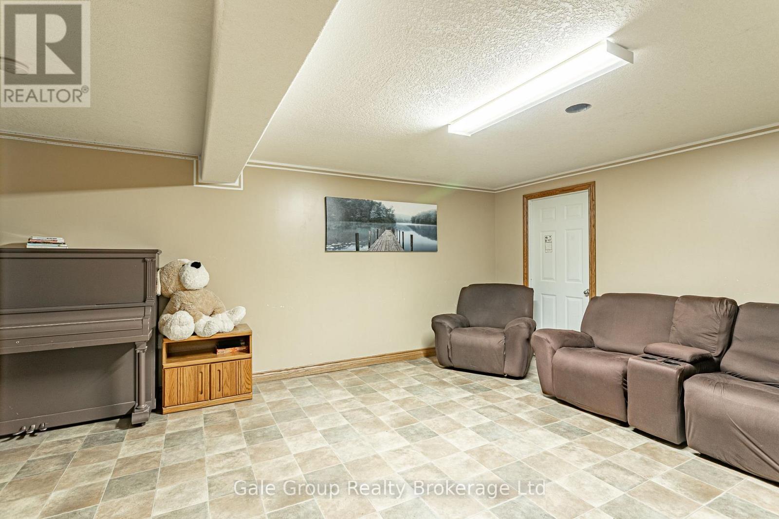 6657 Plank Road Property Photo 21