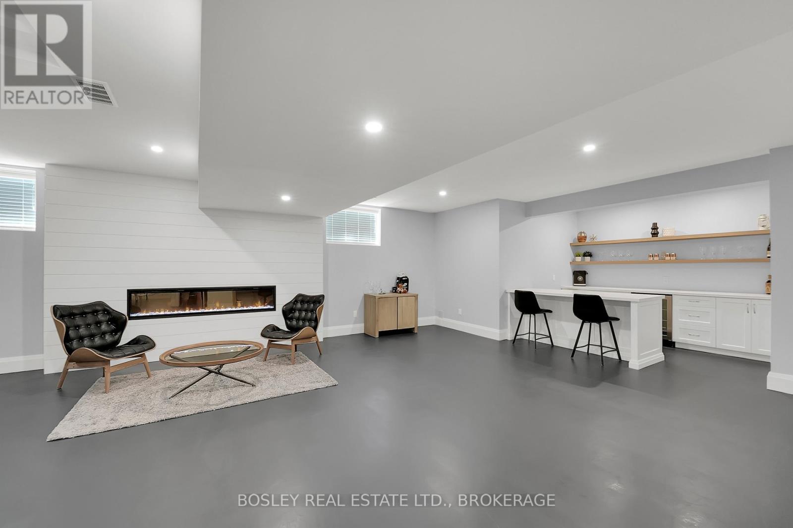 94 Terrence Park Drive Property Photo 38