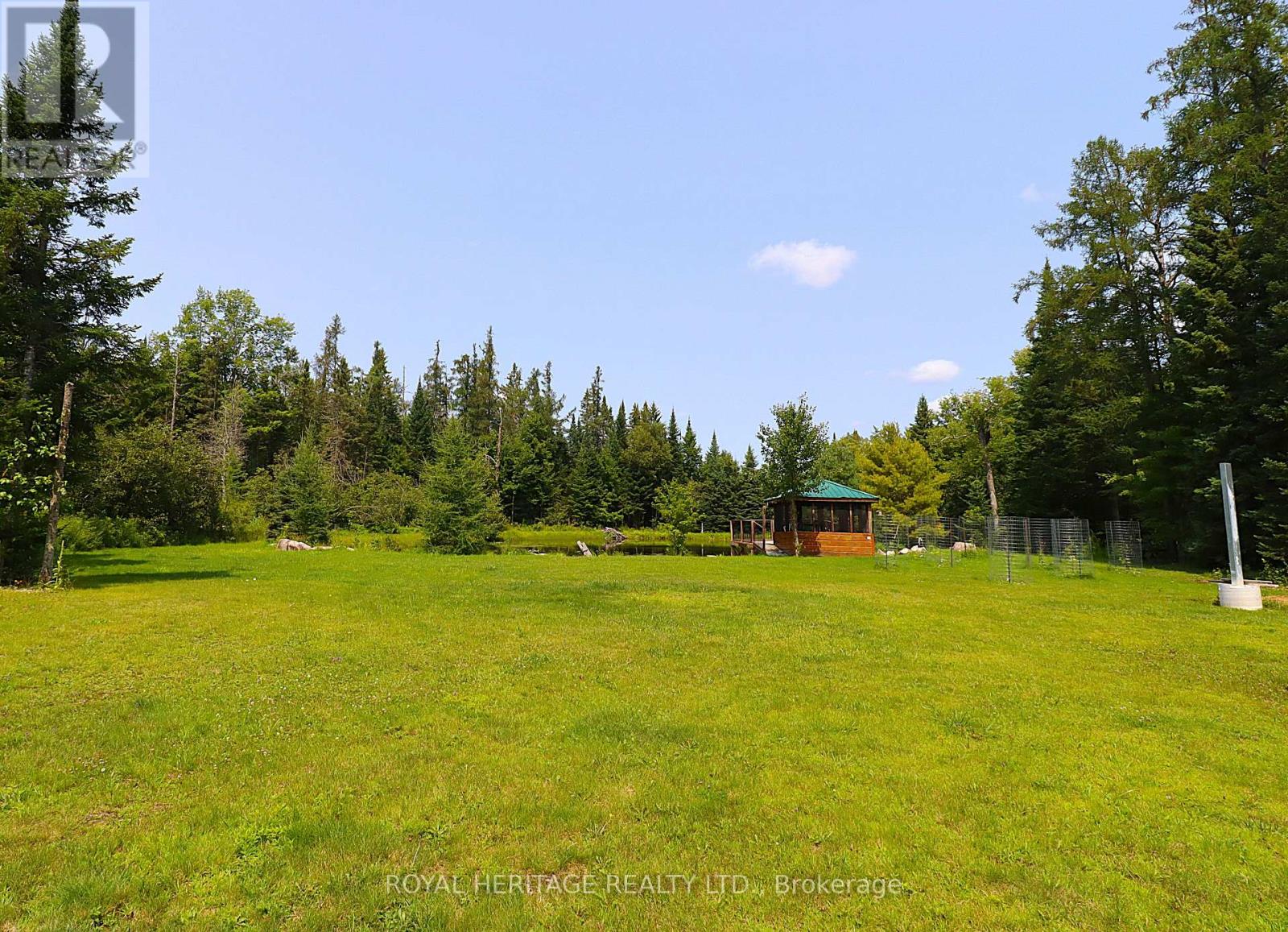 1118 Dutch Line Road E Property Photo 2
